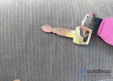 1997 Ford Ranger Splash/Xl/Xlt from USA, damaged, VIN 1FTCR10A9VTA87307